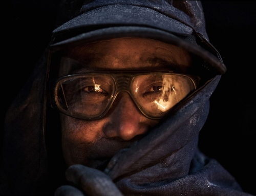 These Photos From A Chinese Steel Mill Look Like The End Of The World